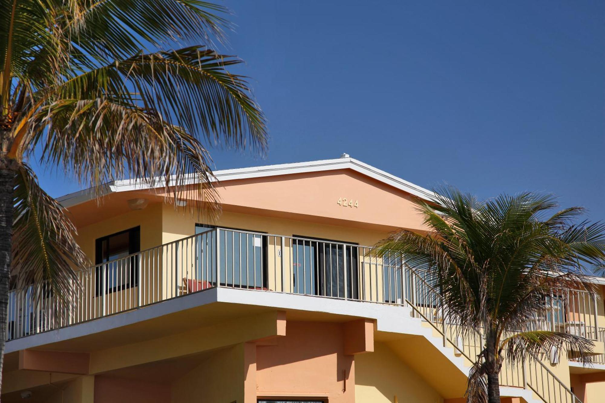Windjammer Resort&Beach Club Lauderdale-by-the-Sea Exterior foto