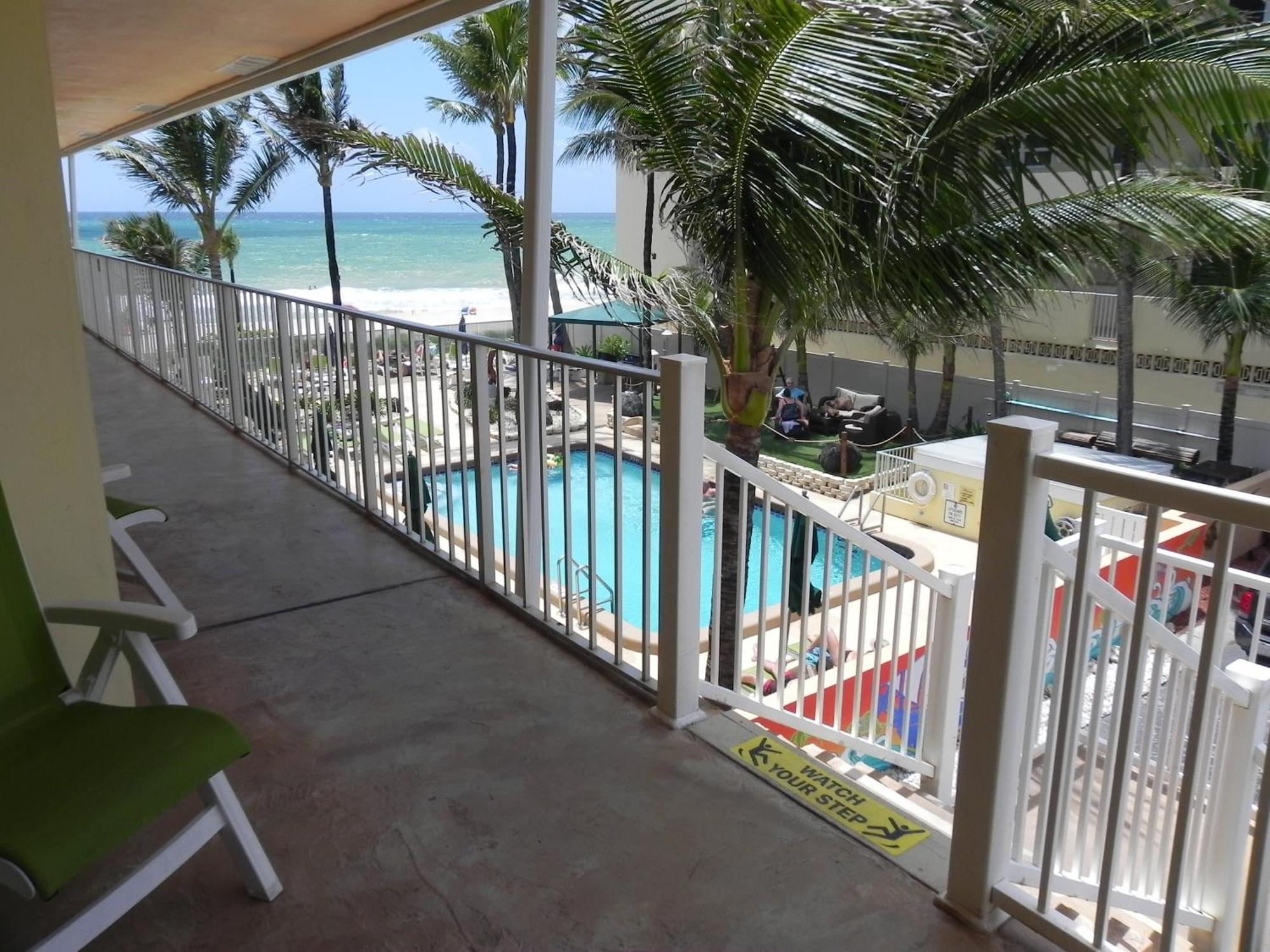 Windjammer Resort&Beach Club Lauderdale-by-the-Sea Exterior foto