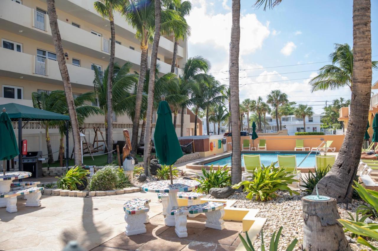 Windjammer Resort&Beach Club Lauderdale-by-the-Sea Exterior foto